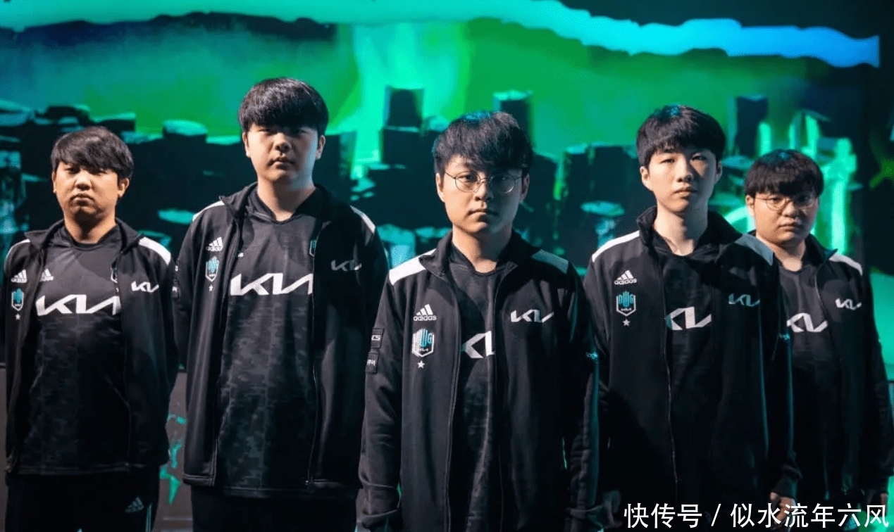 粉丝们通过