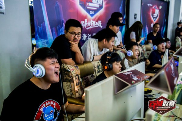 梅德维德夫 梅德维德夫