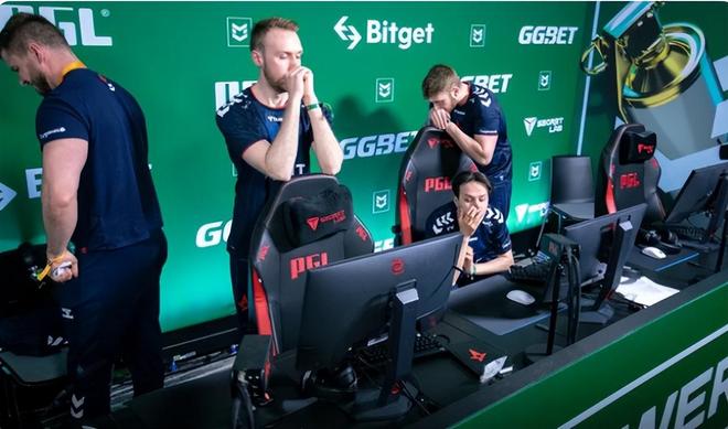 张峻豪与黄 张峻豪与黄