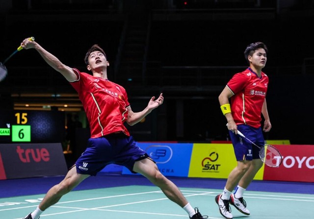 他的支持下 他的支持下