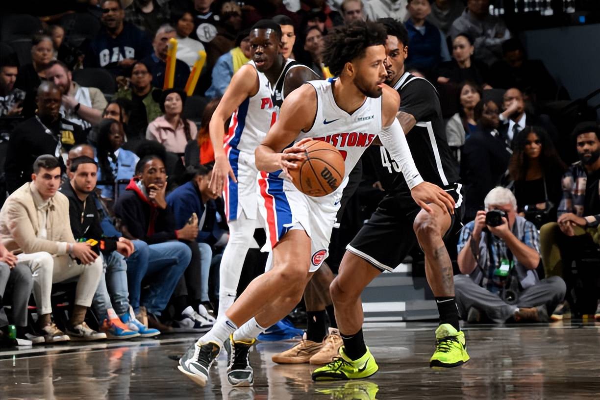 战术前景 战术前景